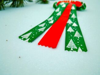 Christmas Rosette – Green with Christmas Trees - 3