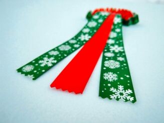 Christmas Rosette – Green with Snowflakes - 3